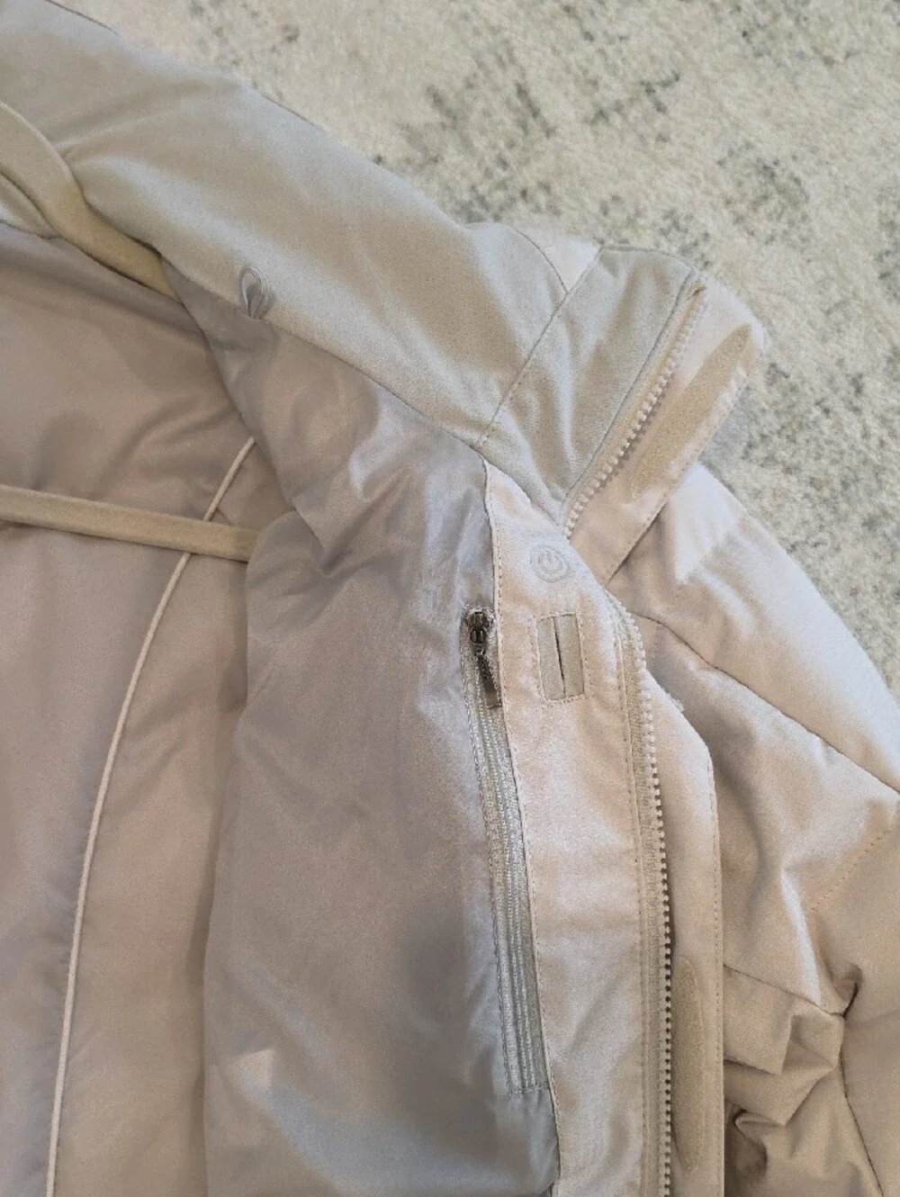 The North Face Women's Light Beige Quilted Puffer Jacket